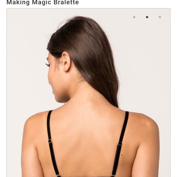 🚫SOLD🚫🥀 Velvet & Lace Making Magic Bralette - Picture 6 of 6